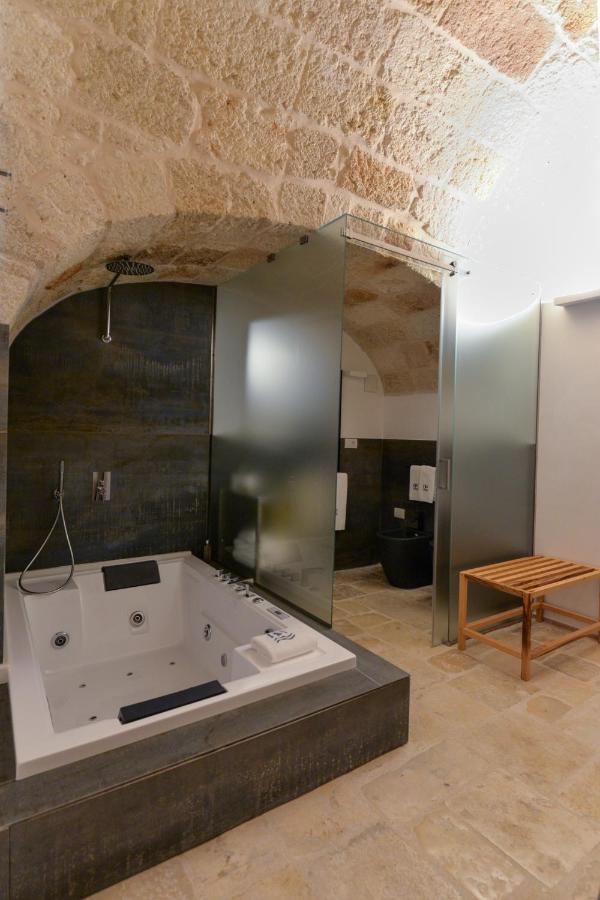 B-Welcome Rooms Of Charme E Relax Polignano a Mare Eksteriør billede