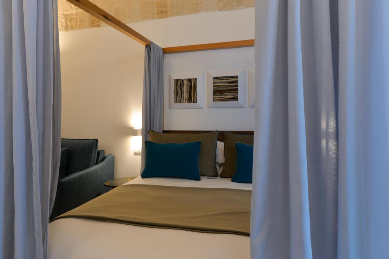 B-Welcome Rooms Of Charme E Relax Polignano a Mare Eksteriør billede